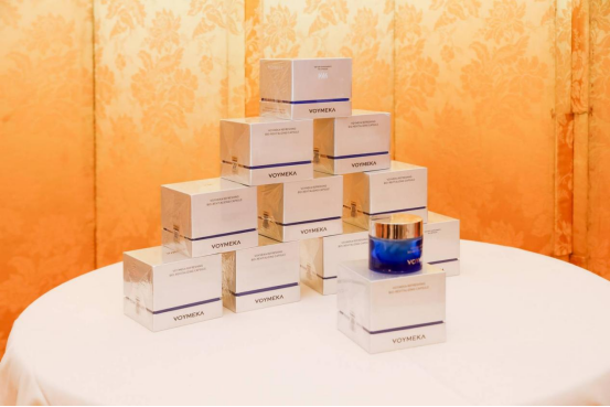 法国大家眷协会于十月一号在巴黎主持“拿破仑亚洲盛筵盛宴”携各大家眷邀两岸三地本族共谱团圆乐章