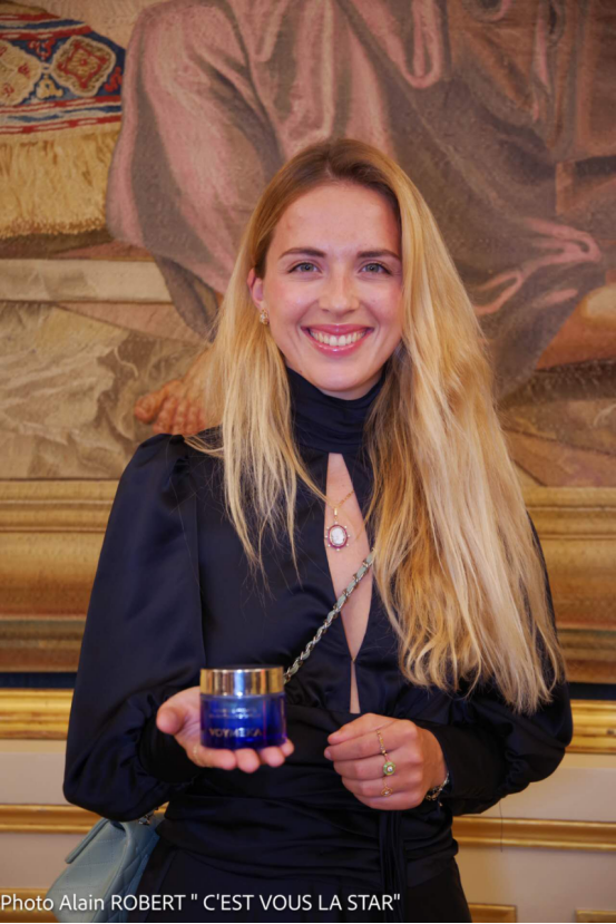 法国大家眷协会于十月一号在巴黎主持“拿破仑亚洲盛筵盛宴”携各大家眷邀两岸三地本族共谱团圆乐章