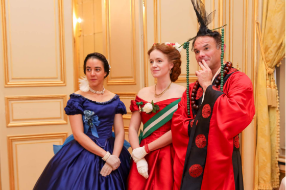 法国大家眷协会于十月一号在巴黎主持“拿破仑亚洲盛筵盛宴”携各大家眷邀两岸三地本族共谱团圆乐章